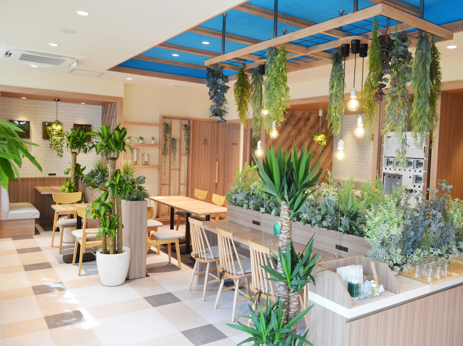 事業所 CAFÉ OASIS 秋葉原店