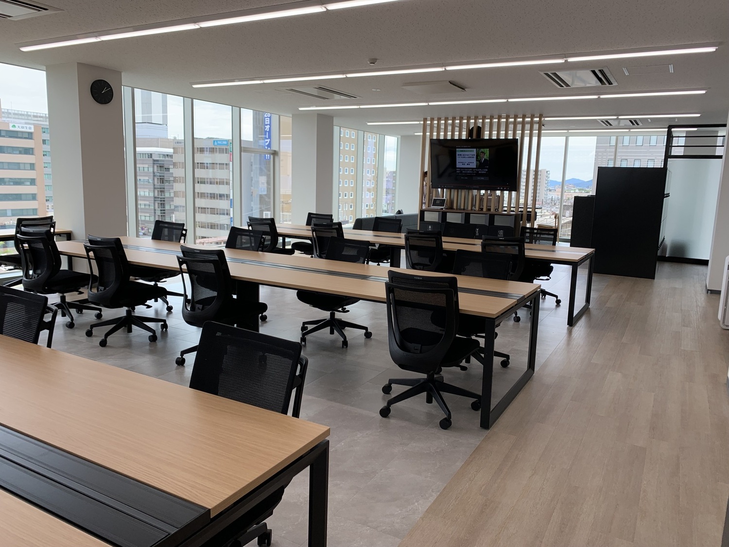 オフィス画像