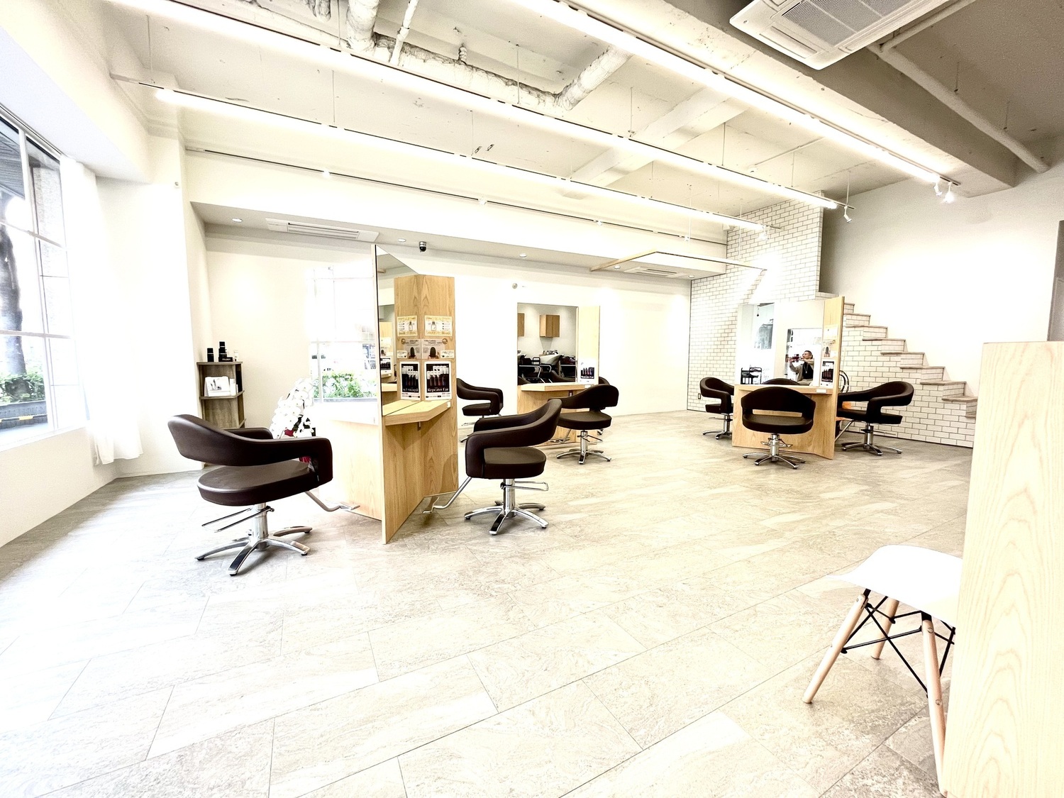 事業所 ORANGE 梅田店