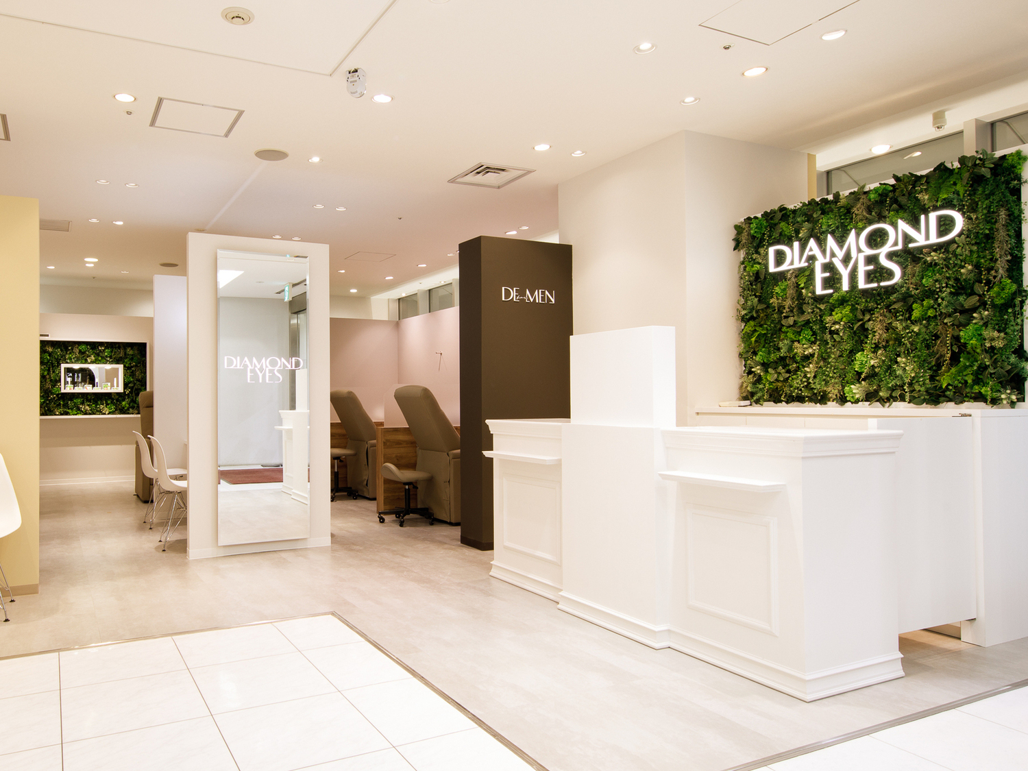 事業所 DIAMOND EYES 渋谷マークシティ店