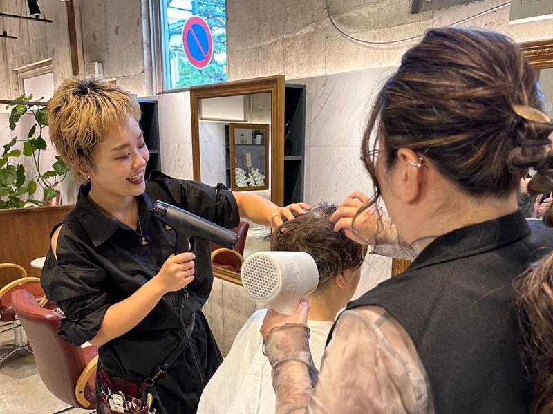 axt（有限会社アクスト）の美容師の募集 すべての人を幸せにする