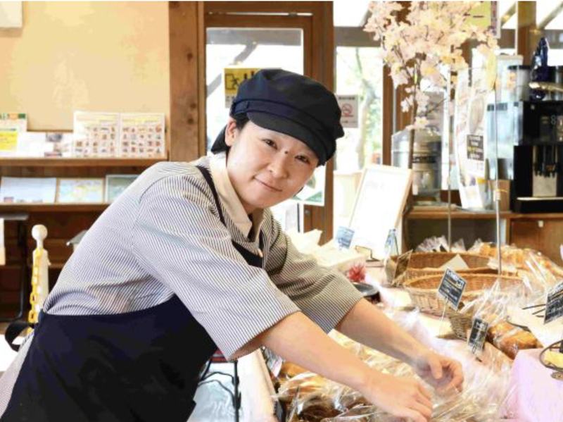 キャパトルイシイ株式会社　有限会社石窯パン工房キャパトルの仕事内容