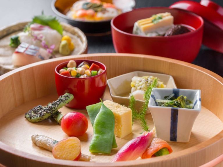 高山荘華野の仕事内容