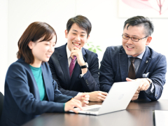 eBASE-PLUS株式会社の仕事内容