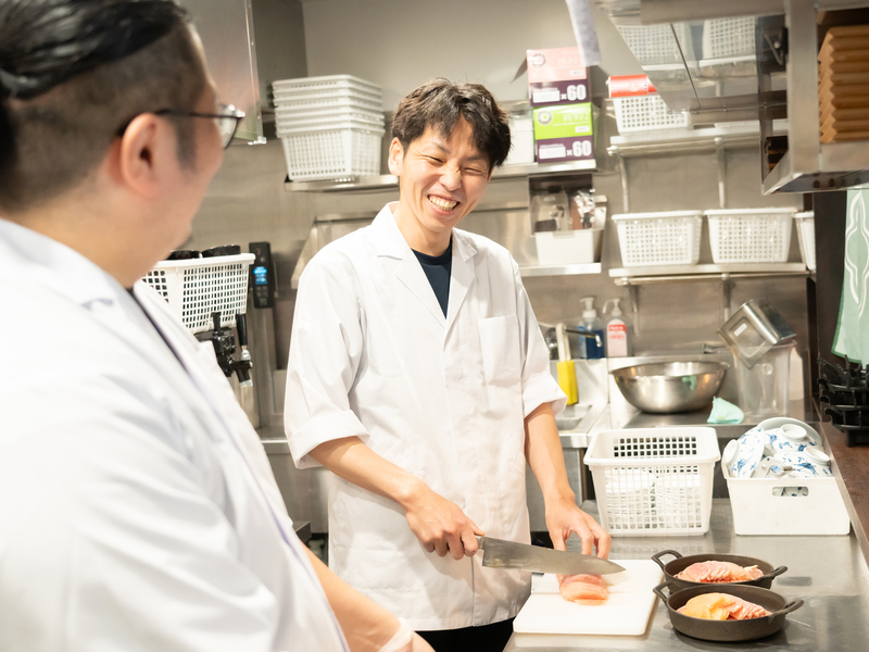 オステリアラウロ・かつら（株式会社PIUMORE/イタリアン・和食）の仕事内容