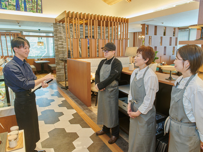 ニラックス株式会社（ブッフェ/イタリアン/受託/食堂/フードコート）※すかいらーくグループの仕事内容