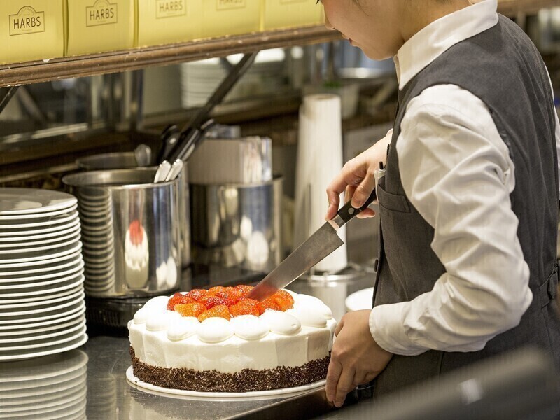 株式会社重光（HARBS/ハーブス）の仕事内容