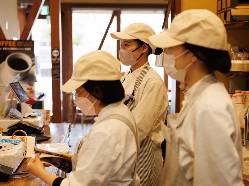 キャパトルイシイ株式会社　有限会社石窯パン工房キャパトルの仕事内容