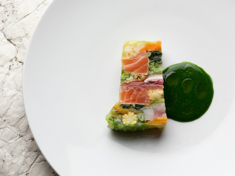 株式会社ジェイアール西日本ホテル開発＜JR西日本ホテルズ　ホテルグランヴィア・大阪ステーションホテル・奈良ホテル＞の仕事内容