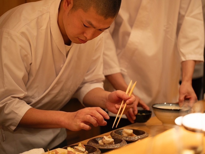 鮨　高橋謙太郎（株式会社塩梅）の仕事内容
