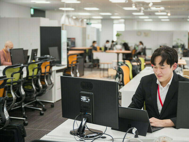カコムスグループの仕事内容