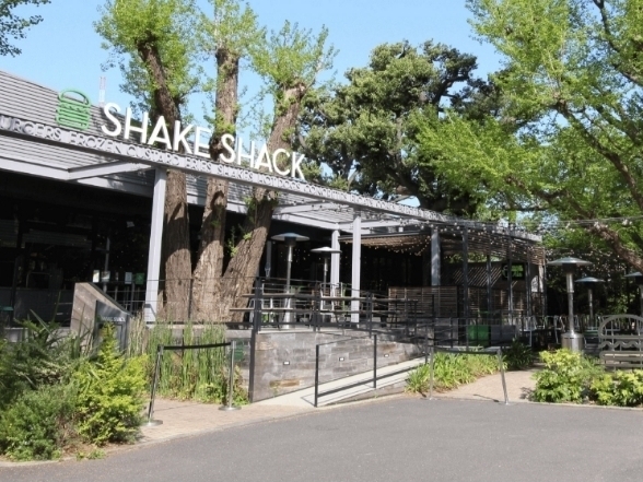 アイビーカンパニー株式会社【アフタヌーンティー・ティールーム、キハチ、シェイク シャック】の求める人物像