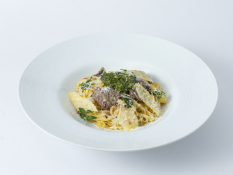 PONTE VECCHIO（有限会社山根）のパティシエの募集 本当に美味しい料理を、飾らず、提供する。