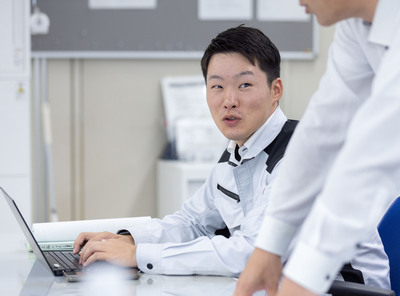 挑戦できる環境と人柄が決め手に