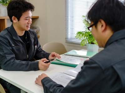 現在の仕事内容を教えてください